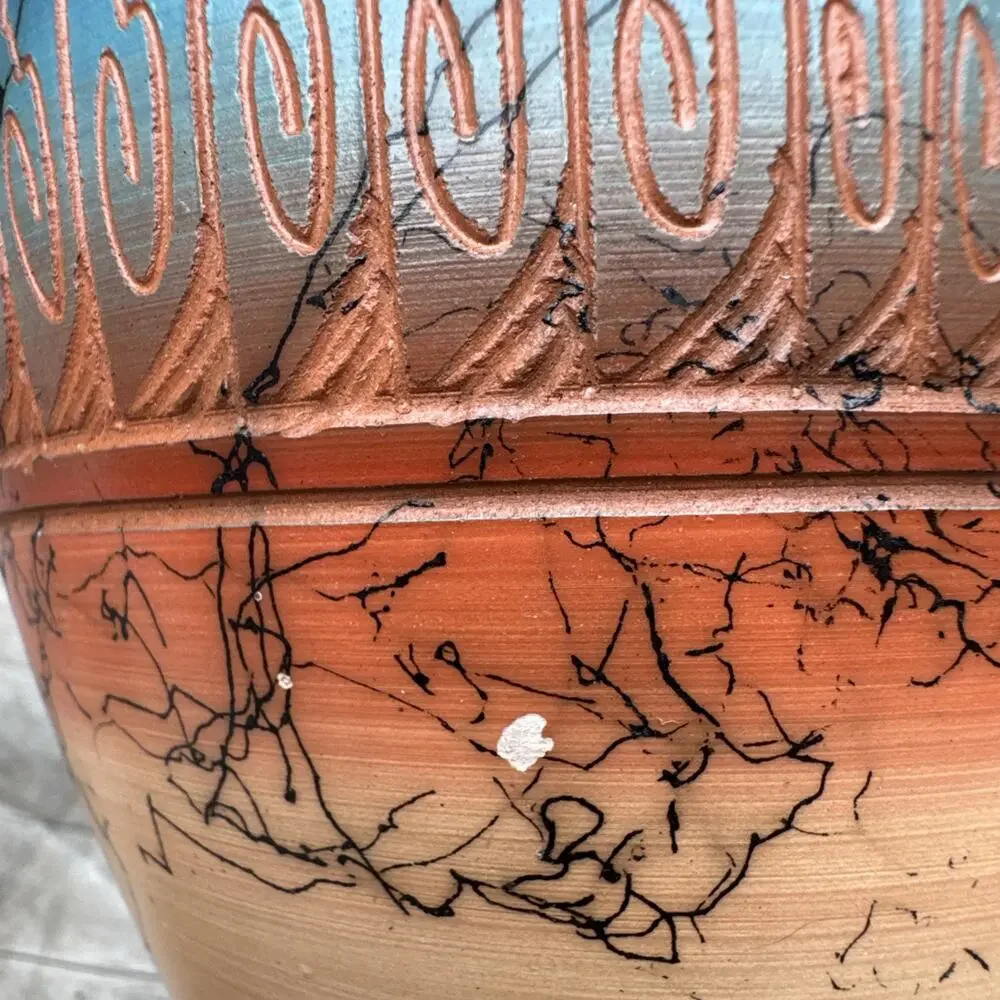 Navajo Horsehair Pottery Vase Hand Etched Native American Southwest Signed